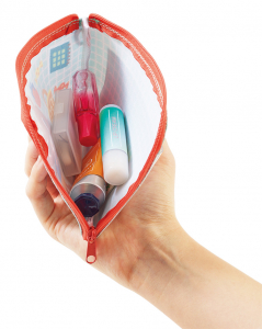 ▲使用例　　 中身を取り出しやすいL字のファスナー。