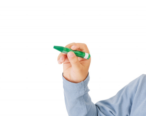 ▲三角軸で、低年齢児さんにも持ちやすい