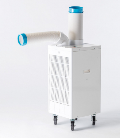 吹き出し口で約-13℃の冷却効果　首振り角度（左右）210度