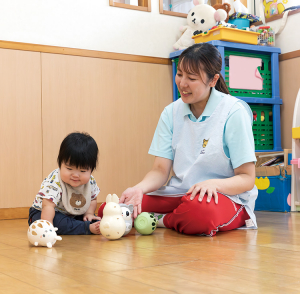 ころころころがしたり、にぎったり、楽しくあそべます