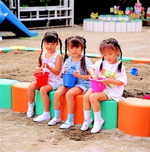 ▲腰掛けベンチとして